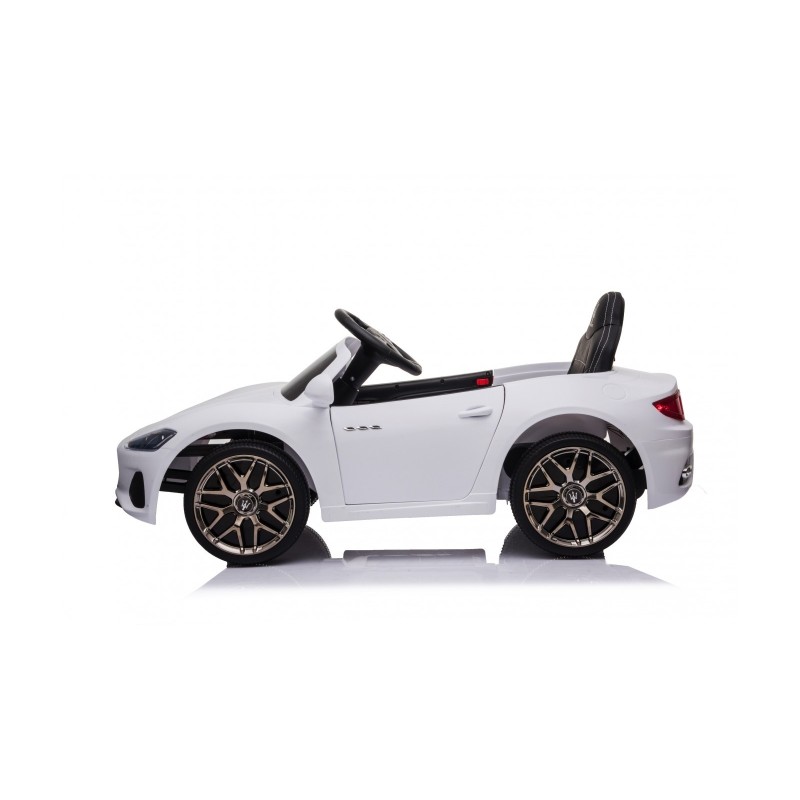 MACCHINA ELETTRICA PER BAMBINI 12V MASERATI GRANCABRIO BIANCA CON SEDILE IN PELLE TELECOMANDO PORTE APRIBILI LED E SUONI MP3