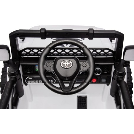 Auto Macchina Elettrica Jeep Toyota Fj Cruiser 12V Ruote in Gomma Full Optional Sedile Pelle Porte Apribili Telecomando Bianca