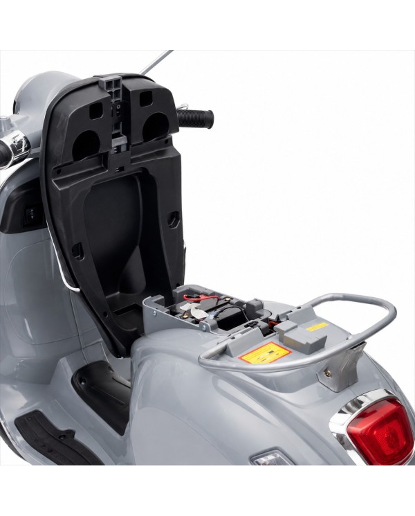 Vespa Primavera Elettrica per Bambini 12V Licenza Ufficiale Piaggio Sedile Pelle Luci LED suono Clacson Grigio|Toys Car